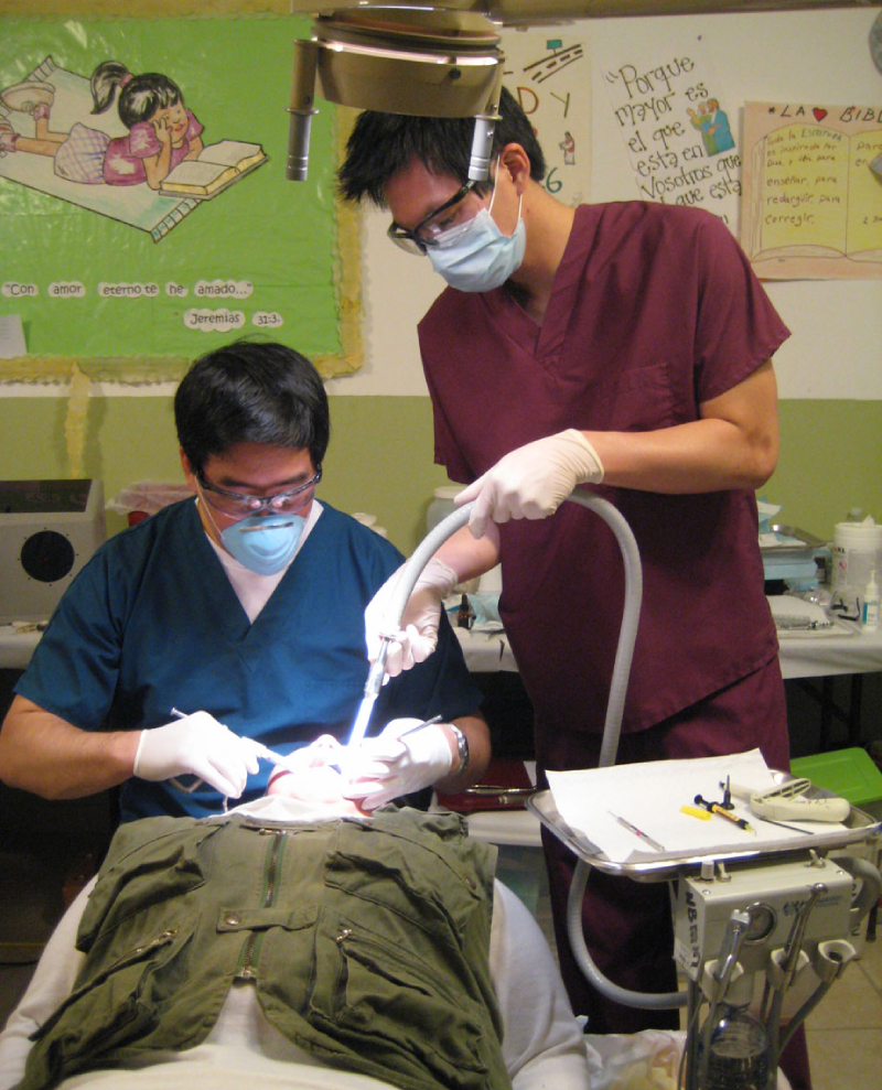 Dentist in Litchfield Park